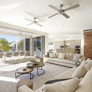  Holiday home 24 Mossman Court, Australia