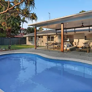  Holiday home Walk To Hastings Street, Sound Australia